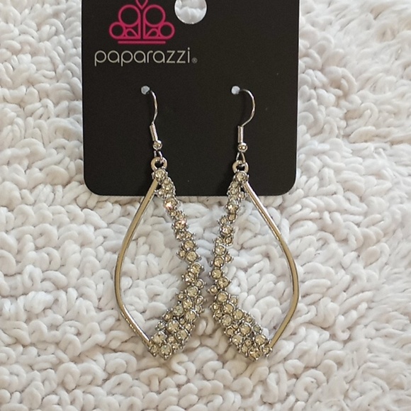 Sparkly Side Effects White Earrings. - Picture 1 of 1